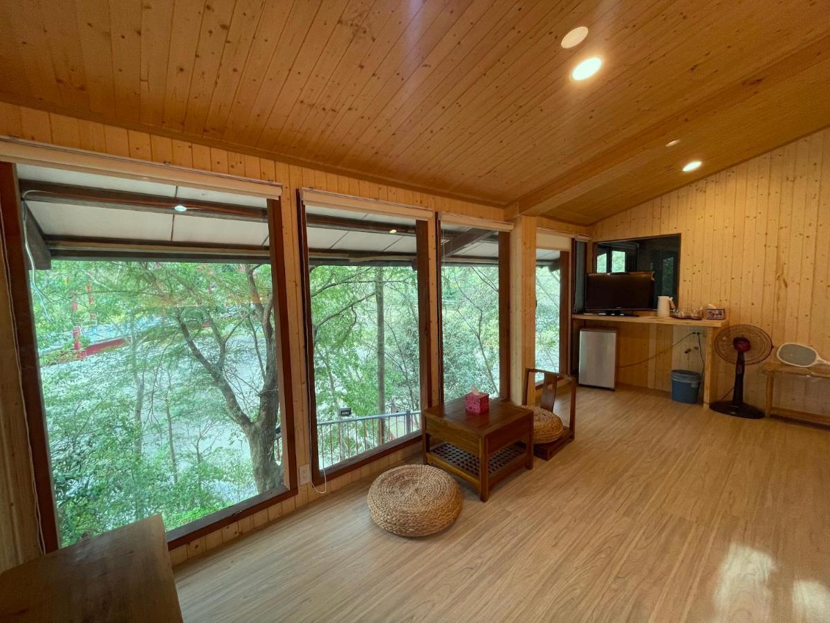 森之秘湯 Mhuwe Hotspring Apartman Zsenaj Kültér fotó